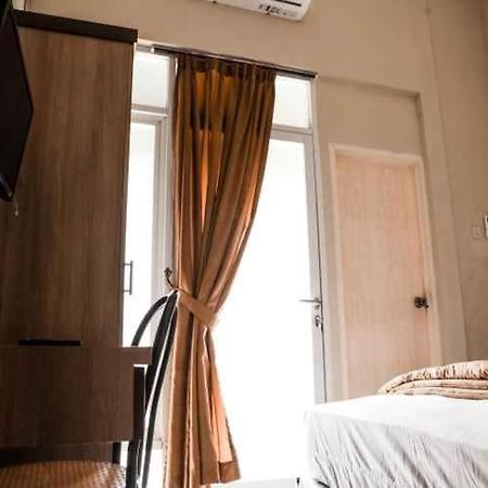 Comfy Homestay ジョグジャカルタ エクステリア 写真